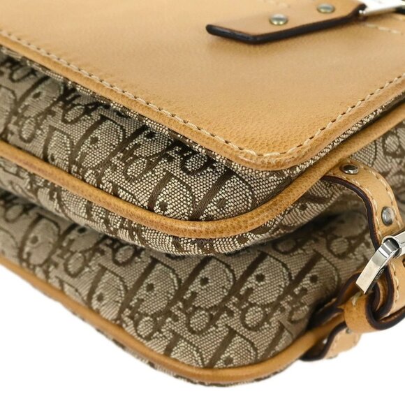Christian Dior Beige Street Chic Trotter Handbag BOB0043 155332 - Picture 3 of 10